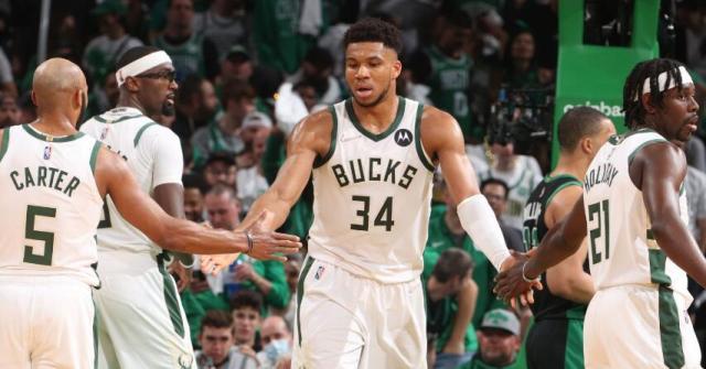 PG Play Store-以狠制狠！绿军围剿失败反被字母哥封锁