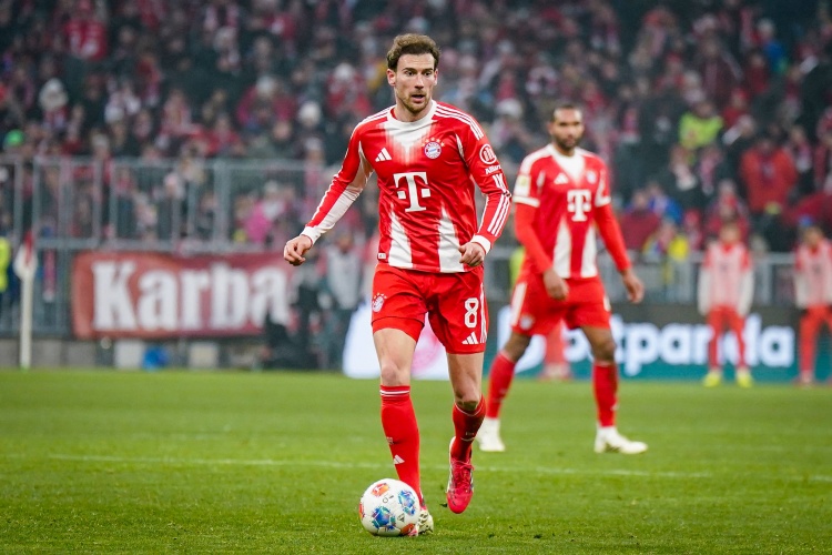 下载入口-图片报：由于在国家德比只出场3分钟，格雷茨卡赛后心情低落